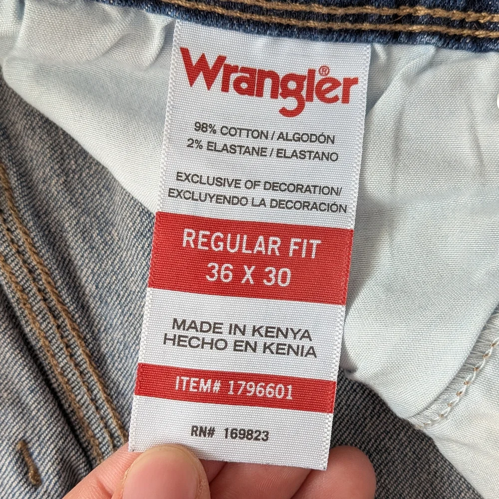 Wrangler Men's Relaxed Fit Blue Jeans Sz 36 x 30 Regular Fit - Picture 5 of 9